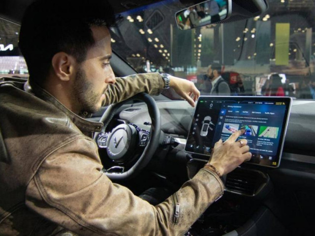 Tin tức ô tô - VinFast tích hợp trợ lý giọng nói Alexa vào xe điện