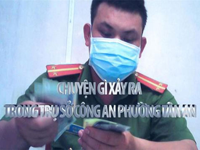 Tin tức trong ngày - Clip điều tra: Cận cảnh Công an phường ở Bình Dương nhận tiền đi 'đóng phạt thay'