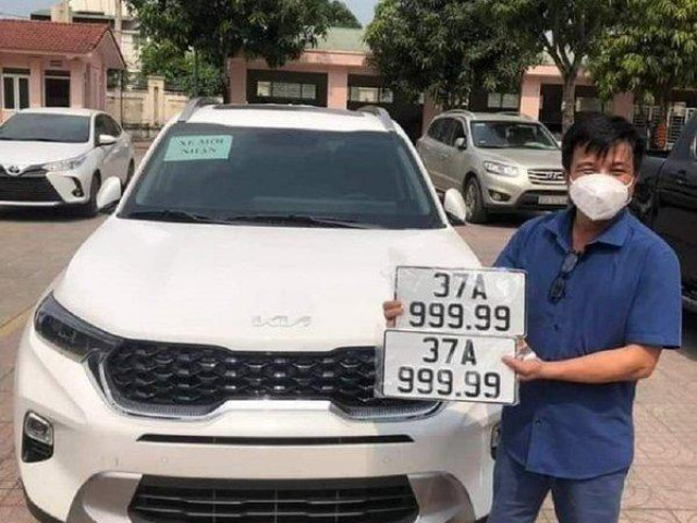 Kinh doanh - Xe 700 triệu, bốc BKS ngũ quý 99999 bán 1,6 tỷ: Tại sao không đấu giá?