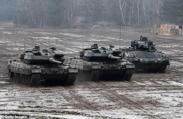 Xe tăng Leopard 2 của Đức tham gia hoạt động huấn luyện. Ảnh: Getty Images
