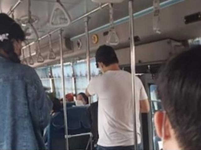 Cần sớm xử lý nạn quấy rối tình dục trên xe buýt