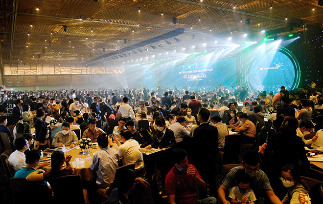 MT Eastmak City “bùng nổ” giao dịch trong đợt giới thiệu đầu tiên