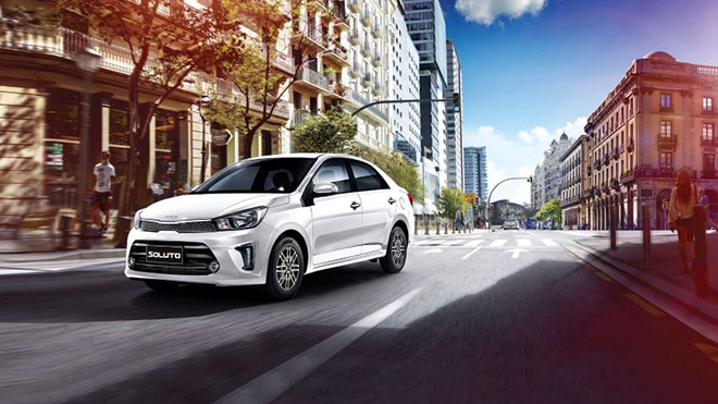 Price of Kia Soluto cars rolling in April 2022, 50% off registration fee - 12