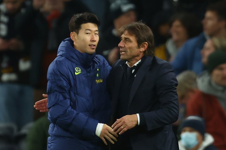 Latest football news at noon April 16: Coach Conte "encourage general"  Son Heung Min - 1