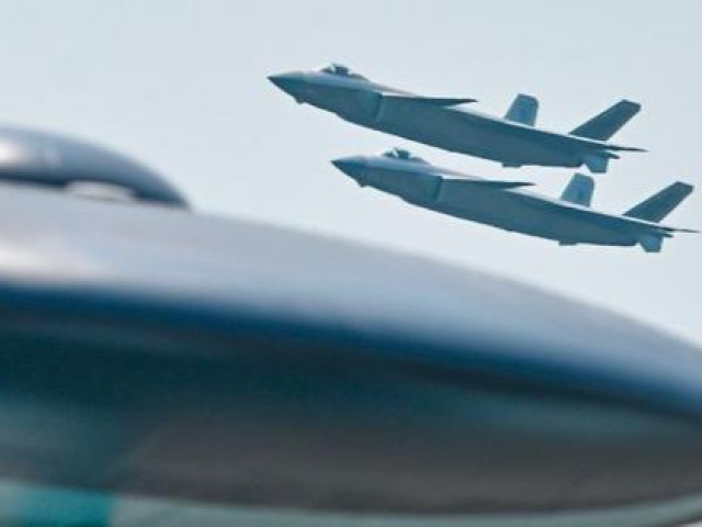 Thế giới - Trung Quốc điều J-20 tuần tra Biển Đông: Thế giới thấy gì?