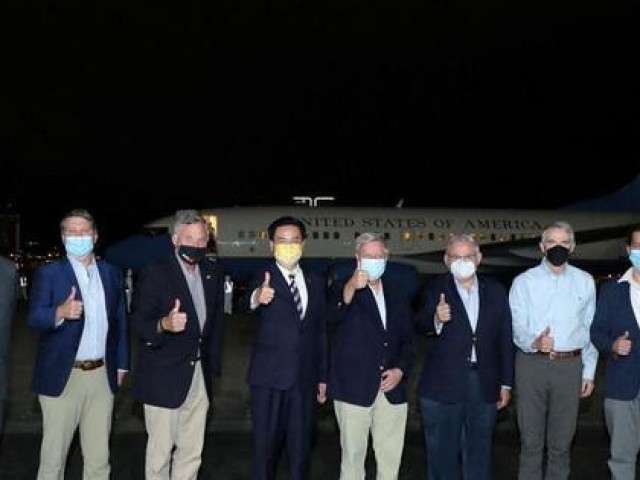 Phái đoàn nghị sĩ Mỹ bất ngờ thăm Đài Loan