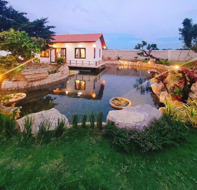 4 sao Việt cùng quê: Nhà ở quê to nhất vùng, biệt thự nhà vườn như resort
