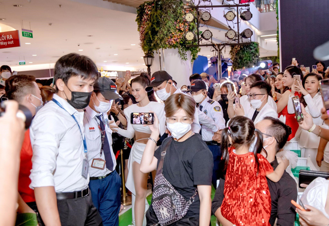 Thiên Nhiên Việt khuấy đảo trung tâm thương mại với siêu sự kiện ra mắt sản phẩm mới Cơm lứt huyết rồng - 2