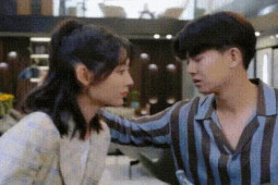 Phim - Tung "chiêu" để "qua mặt khán giả", loạt phim gây tranh cãi