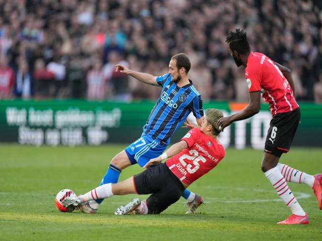 Bóng đá - Video bóng đá PSV - Ajax: Khởi đầu như mơ, thầy trò Ten Hag choáng váng (CK Cúp QG Hà Lan)