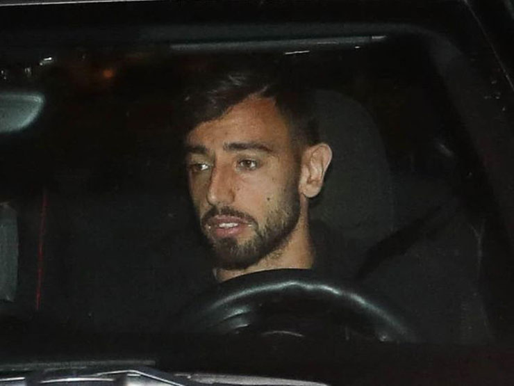 Bruno Fernandes had a traffic accident, missed the great Liverpool - MU battle?  - first