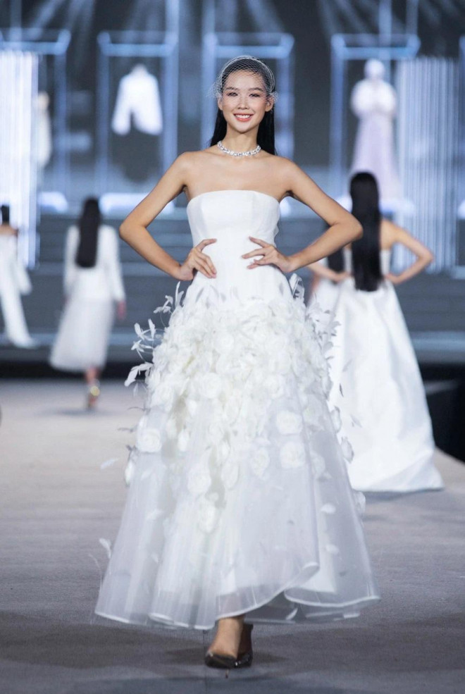 Beauty Top 5 Fashionable beauties of Miss World Vietnam 2022 - 1