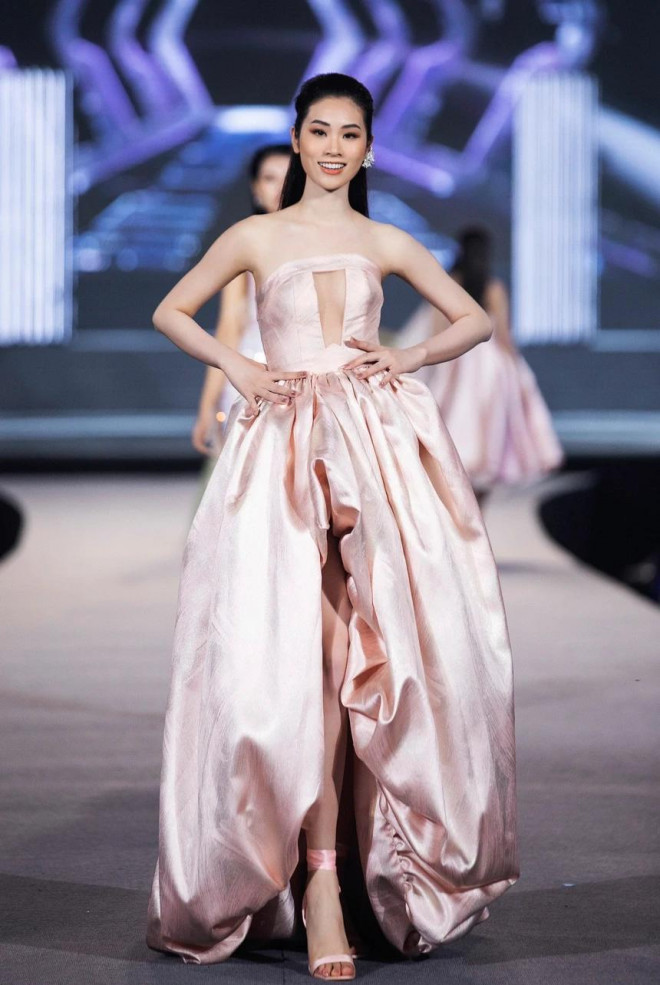 Beauty Top 5 Fashionable beauties of Miss World Vietnam 2022 - 9