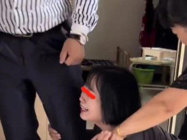 Phi thường - kỳ quặc - Bạn gái cũ của chú rể đến làm loạn đám cưới, phản ứng của cô dâu gây ngỡ ngàng