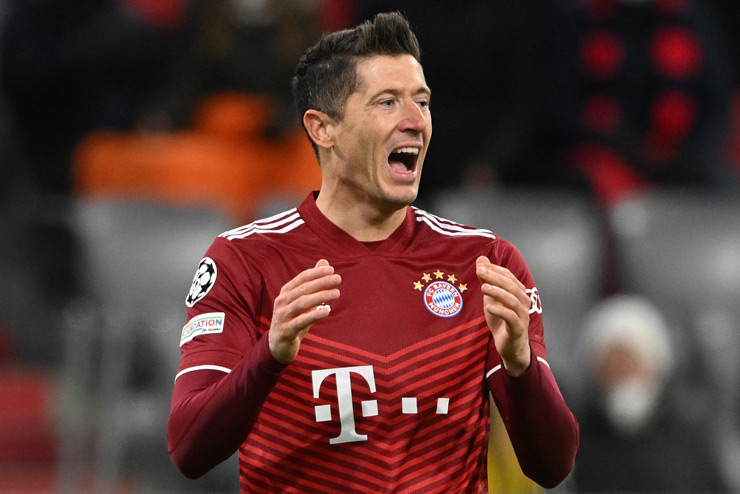 Bayern Munich ra giá khá "vừa miếng" để bán Lewandowski hè này