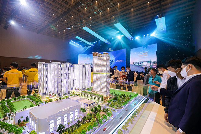 Nhiều khách hàng và nhà đầu tư quan tâm tới căn hộ chuyên gia tại Bình Dương