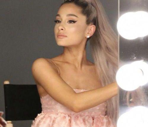 Ariana Grande tiết lộ cách làm đẹp và trang điểm hoàn hảo - 3