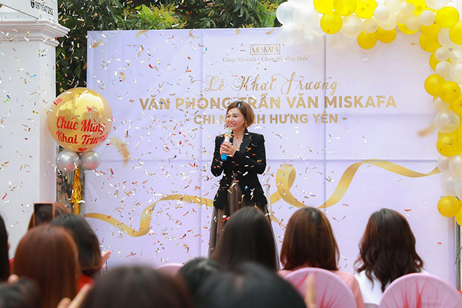 Chủ Tịch Miskafa - Bà Bùi Tuyết