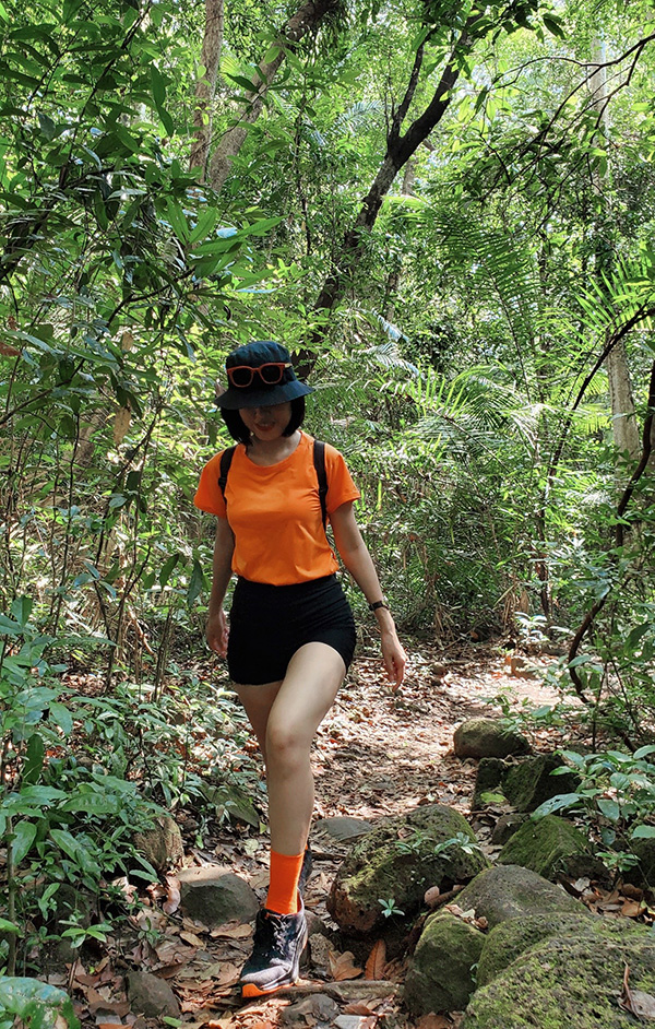 Dung Trần columnist tại rừng quốc gia Nam Cát Tiên. Ảnh: FB Dung Trần