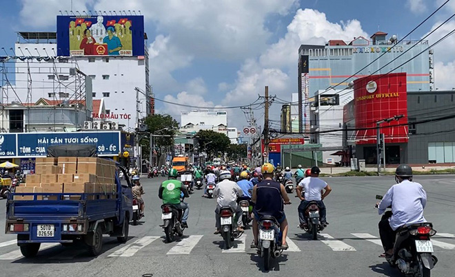 TP.HCM thiếu hụt mảng xanh, chất lượng sống giảm sút - Ảnh báo Tiền Phong