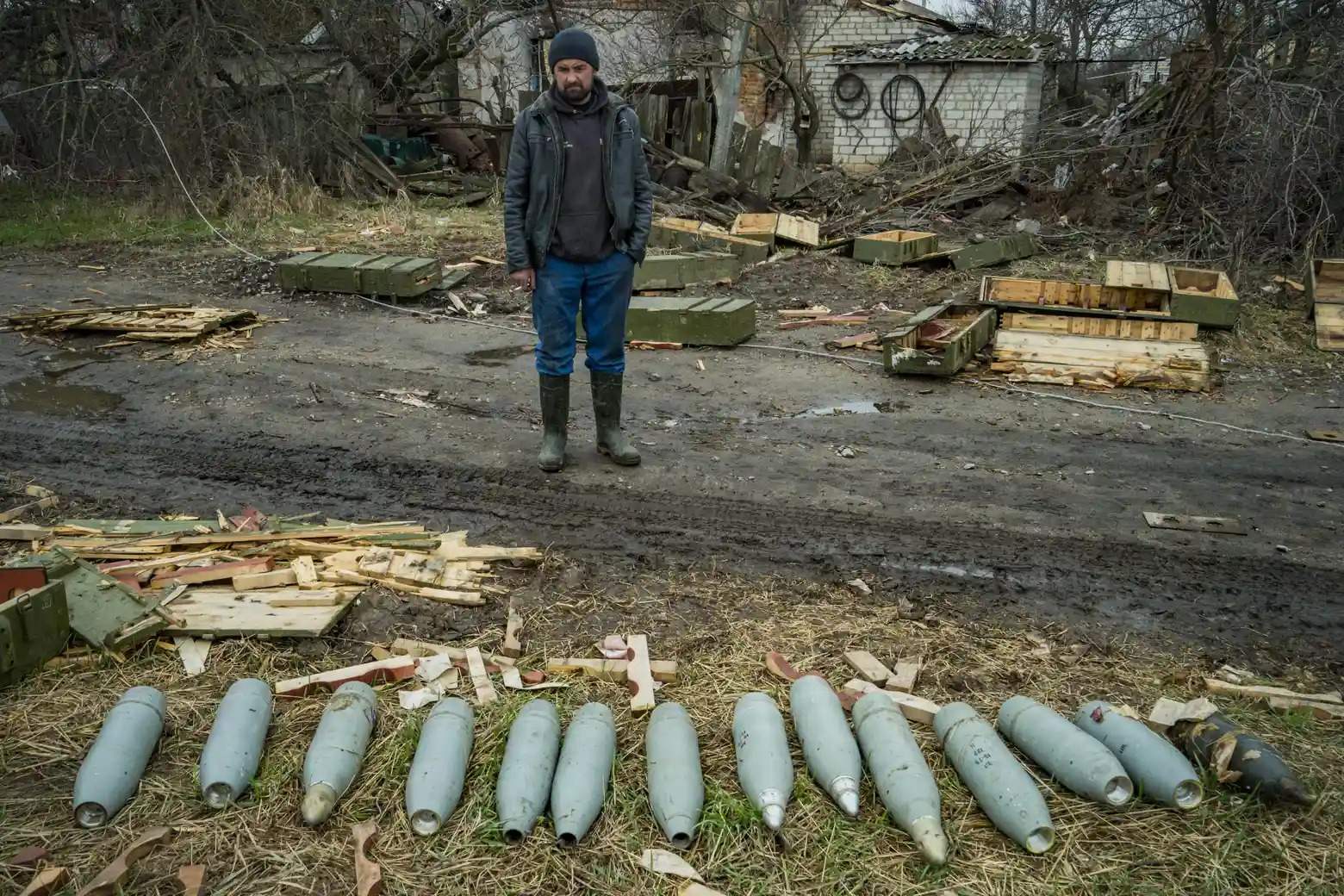 Ukraine đang lo lắng thiết hụt vũ khí khi Nga chuyển trọng tâm chiến dịch quân sự sang Donbass (ảnh: CNN)