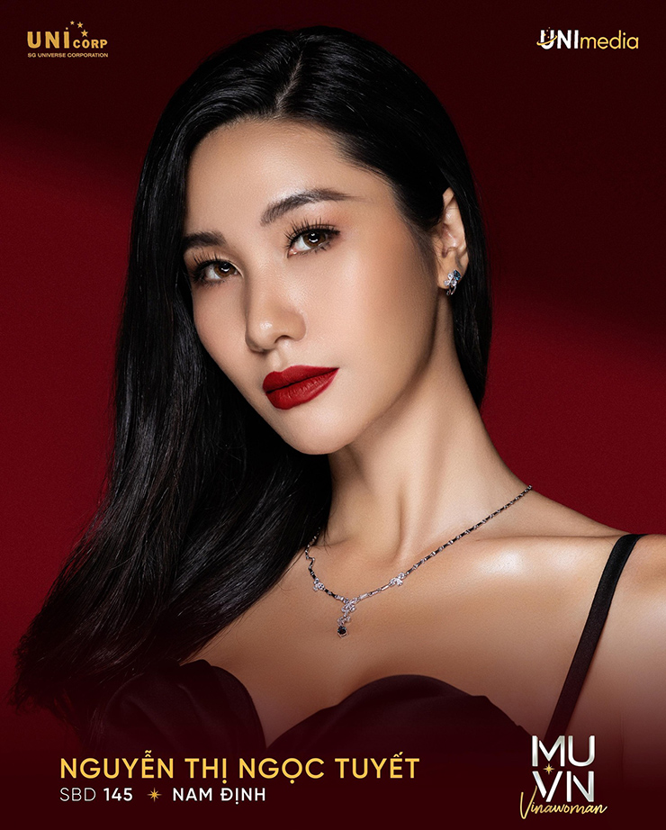 Nguyễn Thị Ngọc Tuyết được đánh giá là một trong những thí sinh nổi bật của cuộc thi Hoa hậu hoàn vũ 2022. Nữ tiếp viên trưởng xinh đẹp đến từ Nam Định có ngoại hình sáng, gương mặt ưa nhìn, chiều cao 1m69 cùng số đo nổi bật 86-62-92 cm.