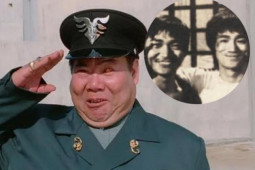 Bạn thân Lý Tiểu Long cả đời đóng vai phụ, có con trai là ngôi sao võ thuật lợi hại nhất Trung Quốc