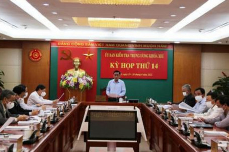 Chủ tịch tỉnh Bình Thuận bị kỷ luật cảnh cáo