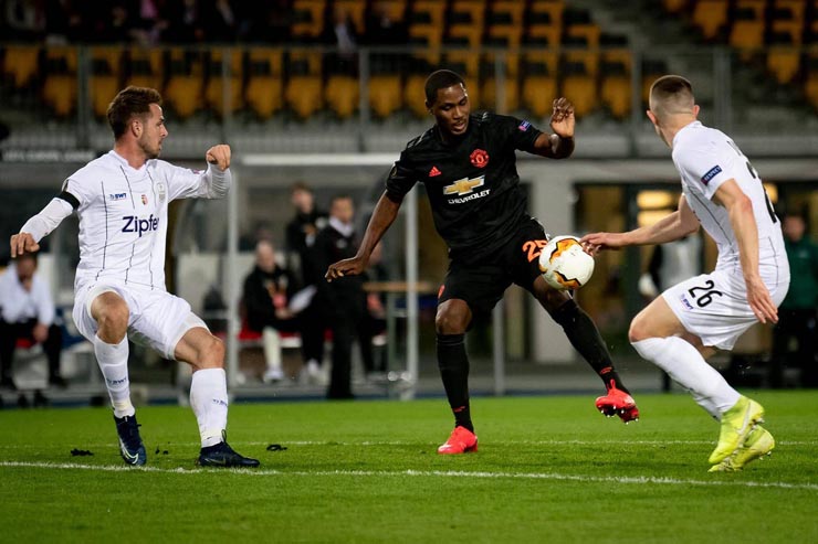 LASK từng đối đầu MU năm 2020
