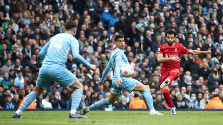 Liverpool đang đuổi sát Man City trong cuộc đua vô địch Premier League