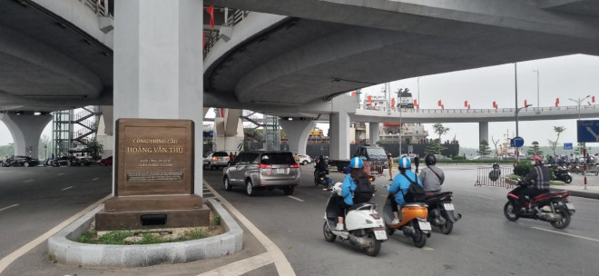 Tàu biển 12.000 DWT suýt va vào cây cầu hiện đại nhất Hải Phòng - 4