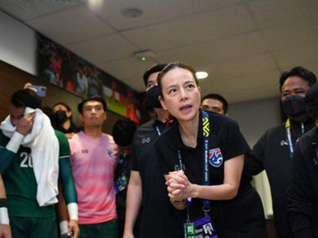 Madam Pang “phá rào”, U-23 Thái Lan dự SEA Games 31 rất mạnh