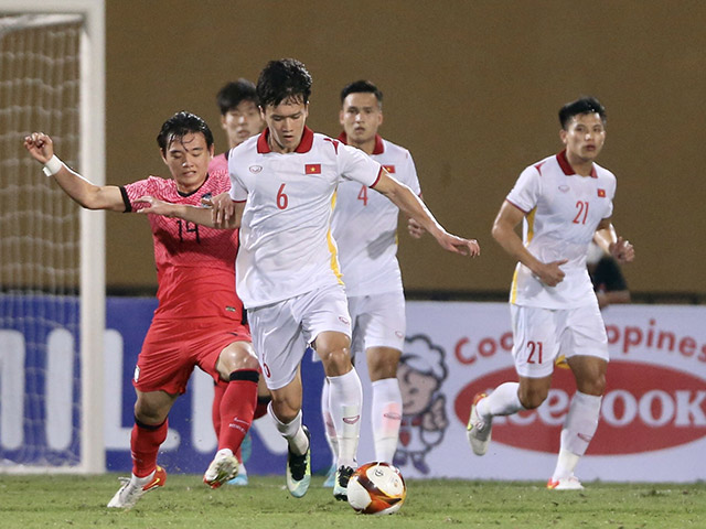 Video bóng đá U23 Việt Nam - U20 Hàn Quốc: Hoàng Đức năng nổ, mở điểm phút 45