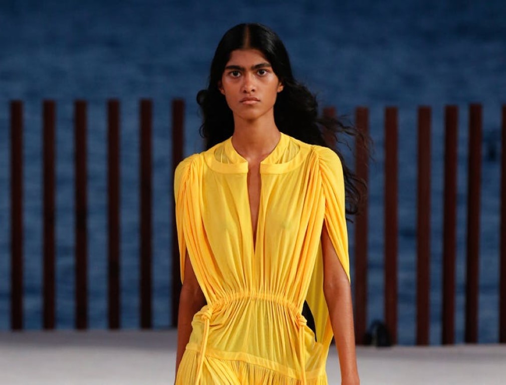 Cung hoàng đạo Kim ngưu mặc gì cho tháng tuổi của mình? - 2