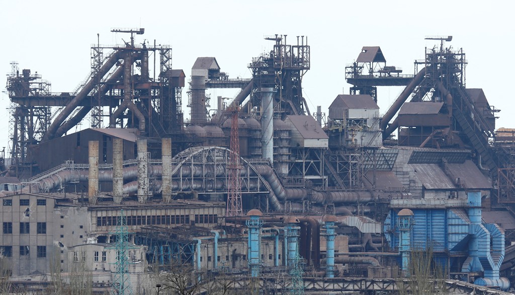 Azovstal – nhà máy thép lớn bậc nhất châu Âu – có thể trở thành “nghĩa địa” trong những ngày tới (ảnh: AP)