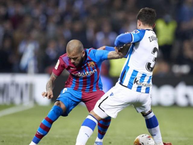 Barca thắng nhọc Sociedad: HLV Xavi trả giá đắt, Alves cà khịa Real Madrid