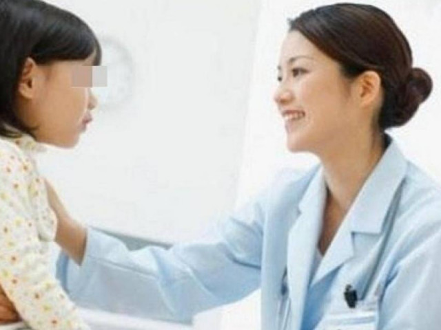 Sức khỏe đời sống - Hi hữu bé gái 10 tuổi ở Bình Dương đổ “mồ hôi máu”