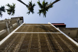 Kinh doanh - “Mát lịm tim” với ngôi nhà được thiết kế siêu đơn giản, rẻ tiền