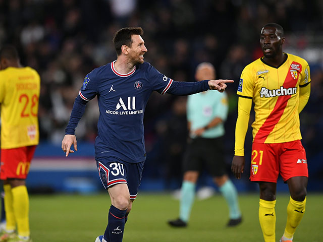 Bóng đá - Messi "vẽ đường cong" đẹp mỹ mãn giúp PSG lập kỷ lục 10 lần vô địch Ligue 1