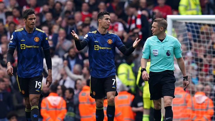 Ronaldo và các đồng đội không hài lòng với một số quyết định