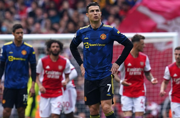 Ronaldo ghi bàn trong thất bại 1-3 của MU trước Arsenal