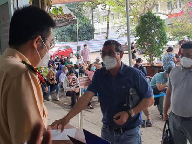 Tư vấn - Các thủ tục về ô tô, xe máy nào người dân có thể làm tại nhà?