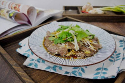 Ẩm thực - Gỏi bò bóp thấu chua ngọt, đậm đà ngon như ngoài quán nhậu, ông xã sẽ “mê tít”