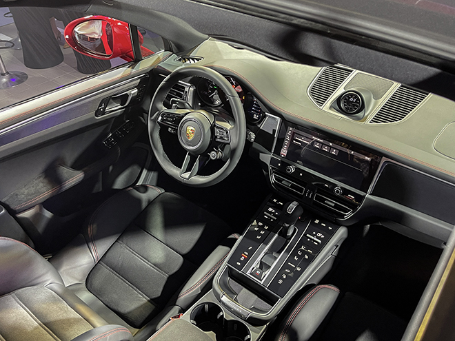 Porsche Macan nâng cấp ra mắt thị trường Việt, giá từ 3 tỷ đồng cho bản tiêu chuẩn - 8