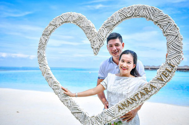 Sao Việt yêu, cưới “phi công trẻ”: Sính lễ 88 cây vàng, 2 tỷ hột xoàn