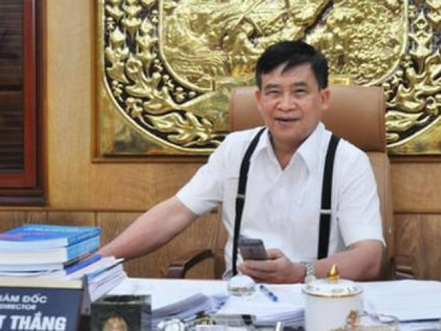 Tin tức trong ngày - Đại gia Hải Phòng bị khởi tố vì tổ chức gần 100 người 'đại náo' bến xe Thượng Lý