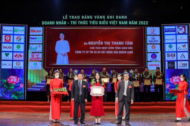 Chân dung nữ CEO bất động sản - Doanh nhân xuất sắc Đất Việt 2022 - 1
