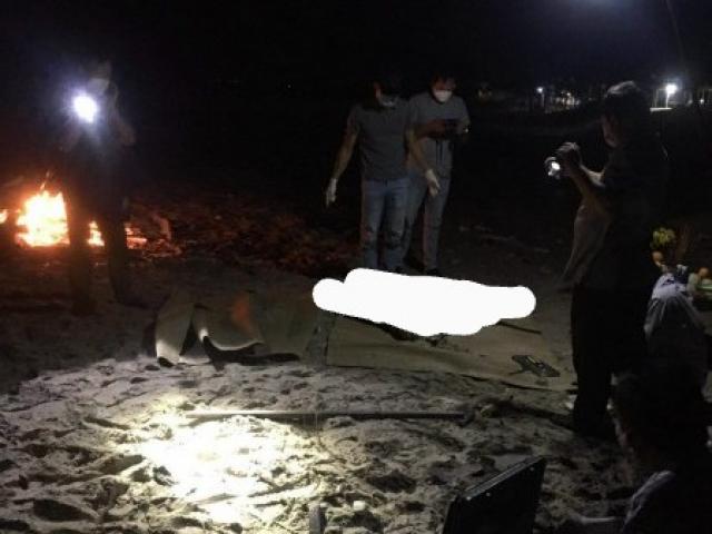 Đang tắm biển, người dân tá hỏa khi phát hiện thi thể mất đầu trôi vào bờ