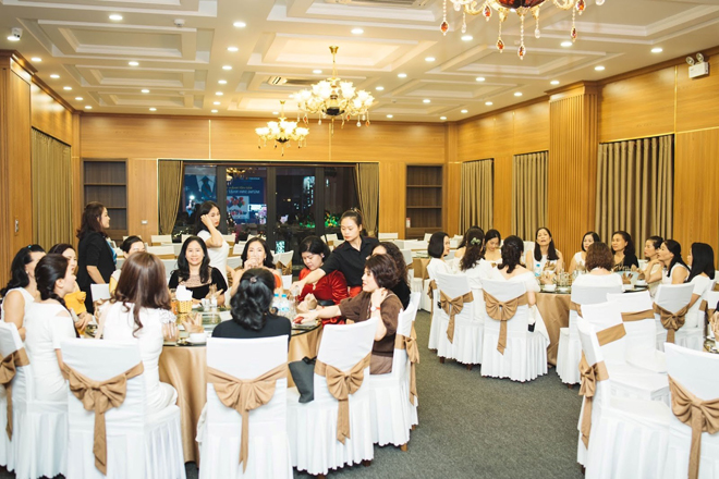 Nhà hàng Hồng Long - Ngon, chất lượng và sang trọng - 7