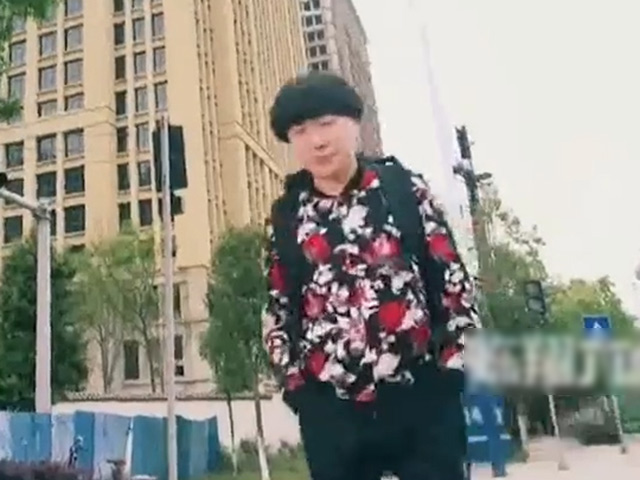 Clip hài hước - Anh chàng dự định đi du lịch "0 đồng" và cái kết dở khóc dở cười